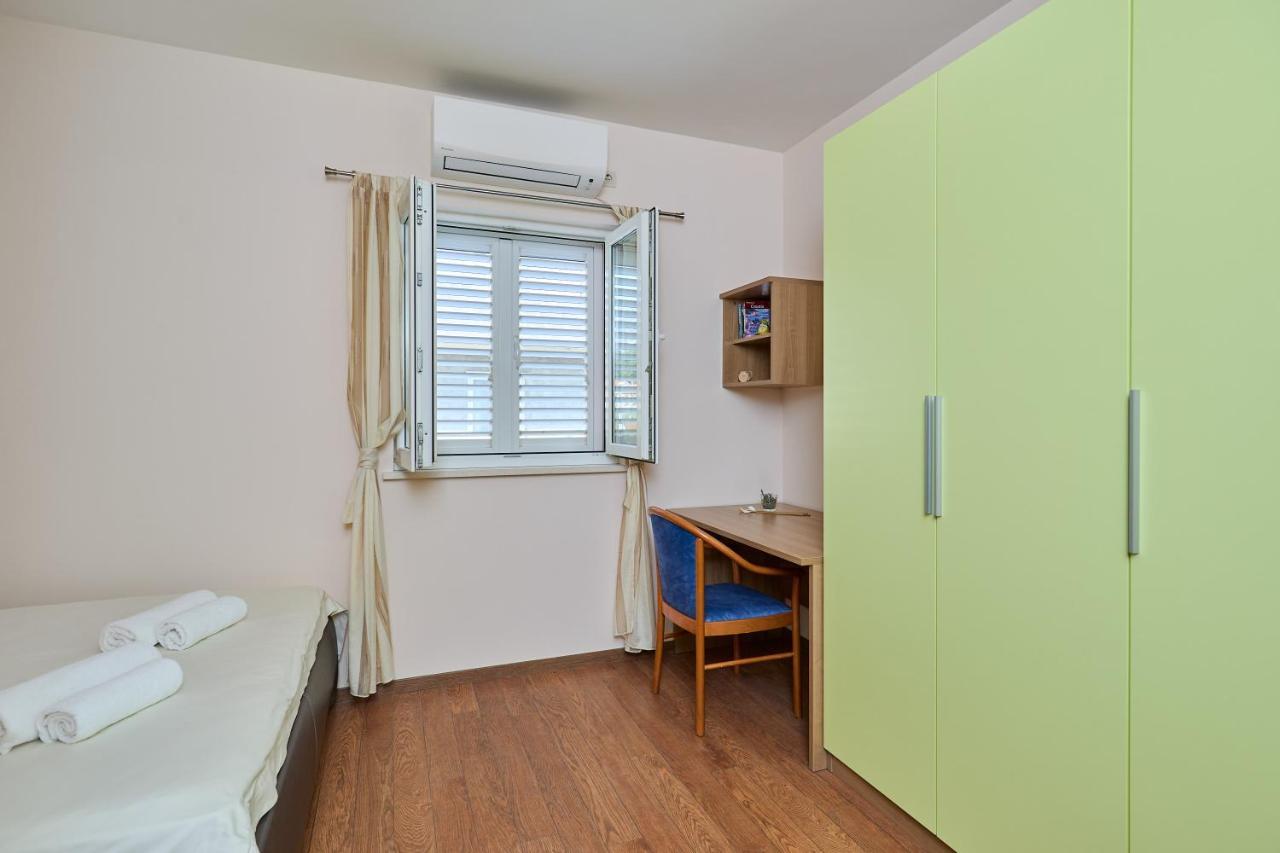 מליני Apartment Marijana מראה חיצוני תמונה