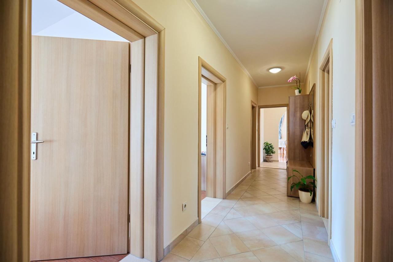 מליני Apartment Marijana מראה חיצוני תמונה