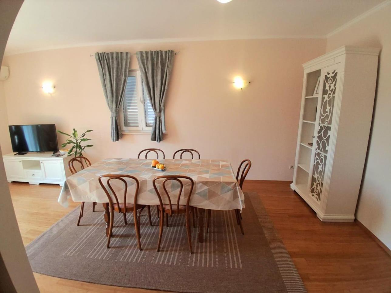מליני Apartment Marijana מראה חיצוני תמונה